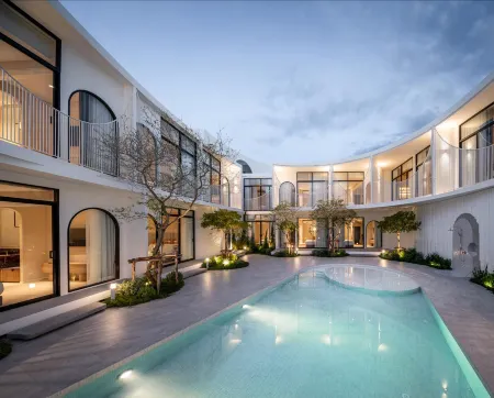 Halff Hotel Отели в г. Чантхабури