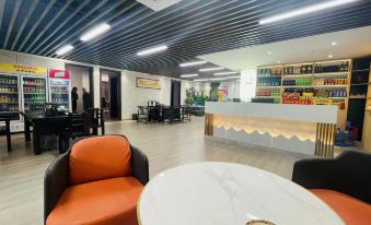 Homeinn Plus Hotel (Wuhan Xiangpingmao Xudong Subway Station)