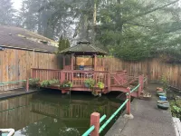 玫瑰小屋 Hotels in Port Coquitlam