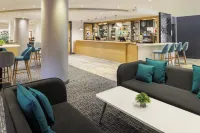 Holiday Inn High Wycombe M40, Jct. 4 하이위컴 호텔