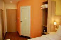Istay Hotel - 3-Star