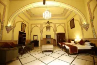 Hotel Narain Niwas Palace