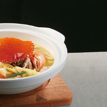 Datong Xinyu Crown Hotel