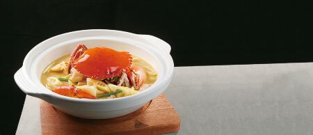 Datong Xinyu Crown Hotel