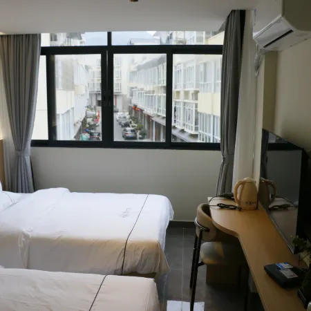 Hanyuan Qingfeng Xiaozhu Homestay (Jiuxiang Bus Station)