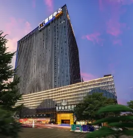 Shining Star Hot Spring Hotel