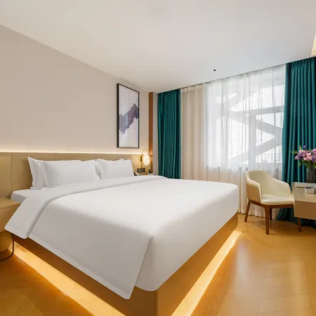 Hailan Holiday Hotel (Urumqi Medical University)