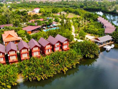 Lodge Moni Essara Kampot