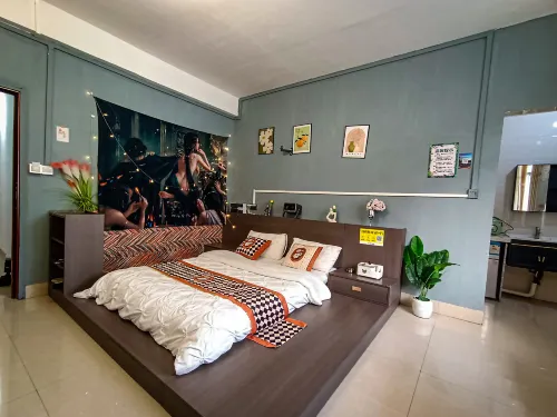 Luo Yueya B&B (Chongzuo Yatu Film and Television Plaza Store)