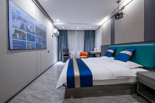 Forest Hotel Chain (Chunshui Road Branch)