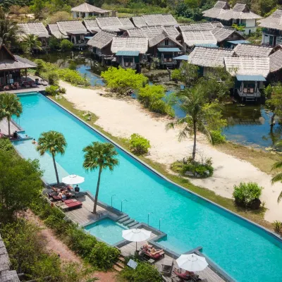 Venice Krabi Villa Resort Hotels near Real Rocks Climbing School, rock climbing Krabi, Railay Beach