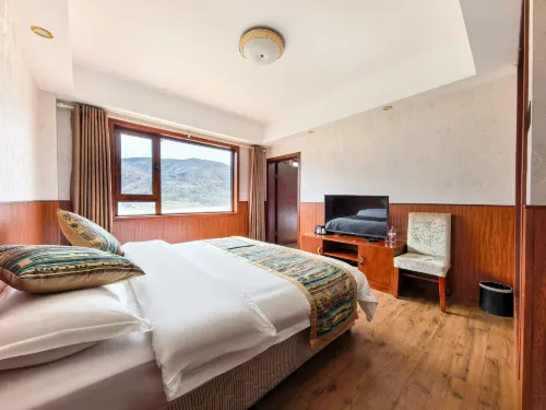 TOWO Topping Hotel (Seda Jinma prairie shop) - Scenic
