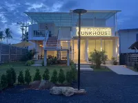 バンクハウス コ パンガン ワット カオ タム プラ周辺のホテル