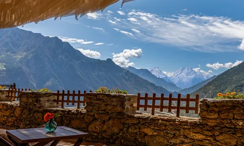 Xianbai Private Hot Spring · Scenic View Cloud Villa