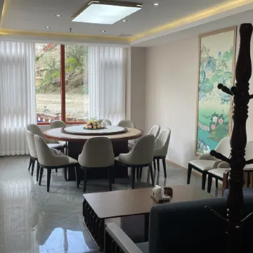 Dege Intangible Heritage Hotel