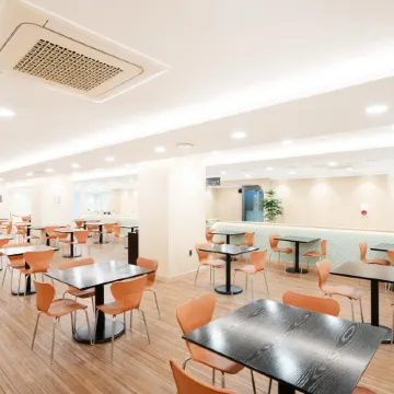 Ibis Styles Ambassador Jeonju City Centre Отели рядом с достопримечательностью «Jeondong Catholic Church»