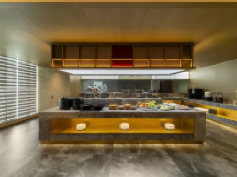 Huazhu · Banlan Hotel (Cangzhou International Exhibition Center West Railway Station) Hotels in Cangzhou