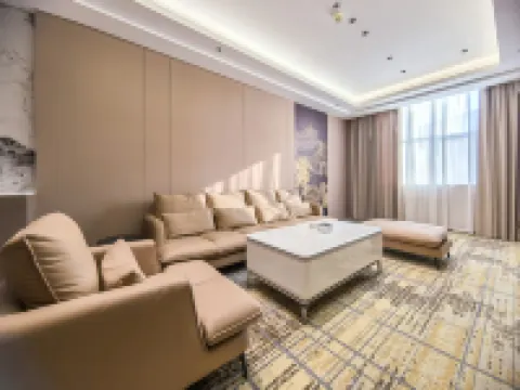 Bachu Jinjiang International Hotel (Bachu Pedestrian St, Bachu Station, Kashgar Prefecture)