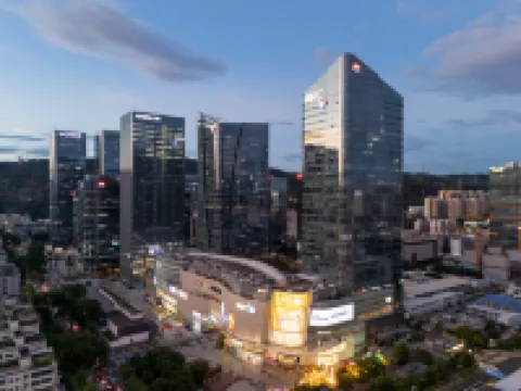 鵬城麗景飯店（福田上梅林地鐵站店）