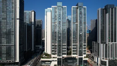 Yunding Executive Apartment (Haiya Colorful City Lingzhi Metro Station Store)