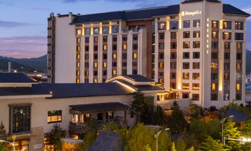 Shangri-La Resort