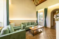 Floral Hotel·Ji 'er Station | Yuanzhu Homestay - bar