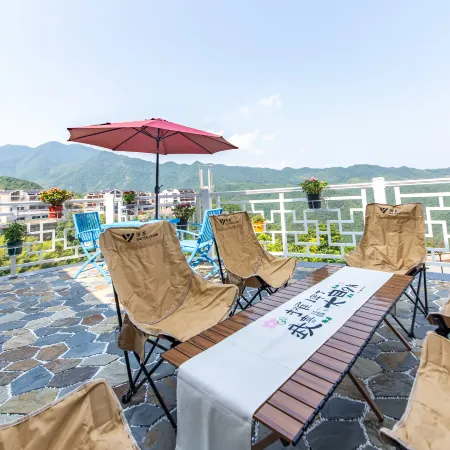 Yuelong Mountain Shangguan · Longyue Holiday Villa