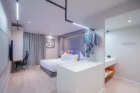 Maybis Hotel