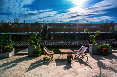 Jiange Golden Homeland Kangyang Homestay Отели рядом с достопримечательностью «Cuiyunlang»