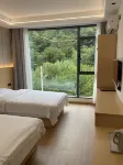 Wu and Mountain House Hotels in Nanjiang
