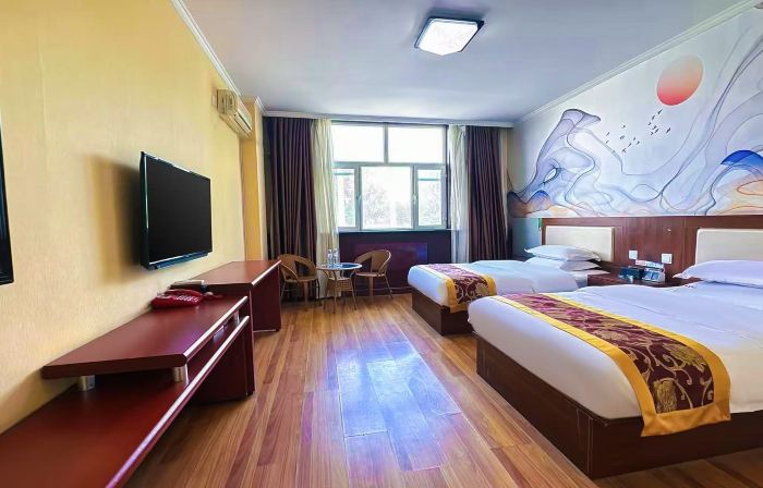 Luntai Lan Jun Hotel