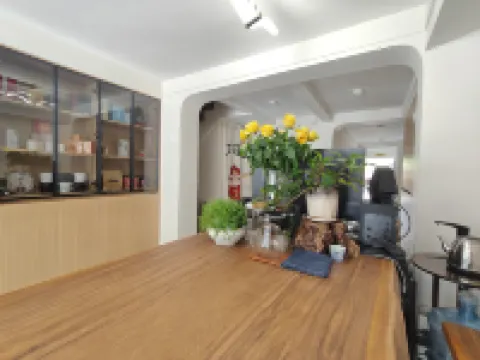 Kunming Xindi Chinese Inn (Dianchi Lake Haigeng Dam) Hotels near Haigeng Dam