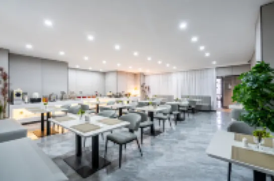 雲上四季尚品富氧飯店（布達拉宮店）