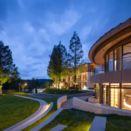 Maison New Century Hotel Tiantaishan Hongan