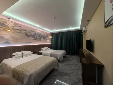 Burqin golden seal holiday hotel Отели рядом с Аэропорт Канас