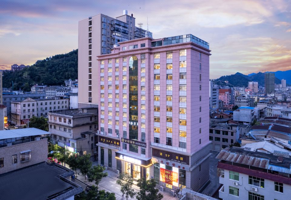 hotel overview picture