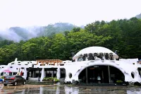 Panda Forest Hotel Hotels near Foping Panda Valley