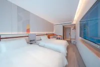 Homeinn Selected Hotel (Datong High-Speed Railway Station Wanda)