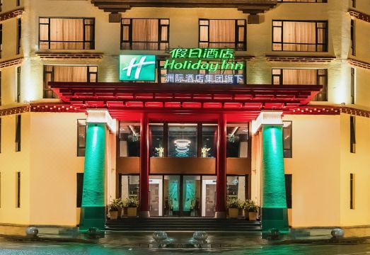 바탕 호텔 내부 비교