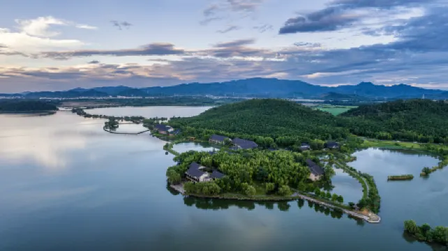 Peninsula Hotel Pingtian