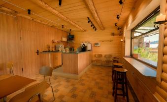 Hemu Mountain Yu Homestay