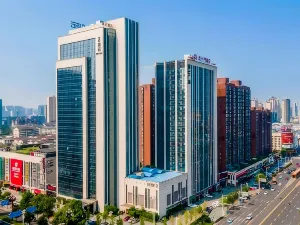 창더 제윈 호텔 (고속철도역 지점)