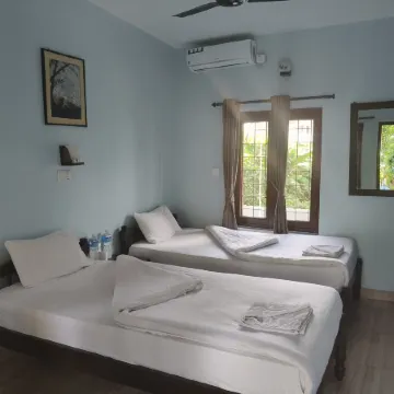 Yeti Guest House