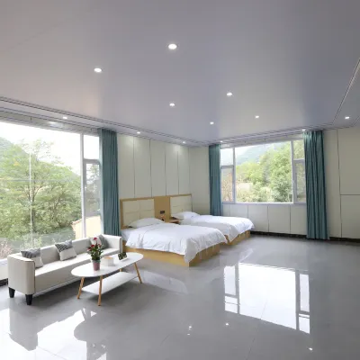 Mountain Moon Shadow Homestay Hotels near Dangchang Museum of Chinese Medicinal Materials, Gansu, China