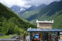 Yueshan Four Seasons Homestay - บูติค