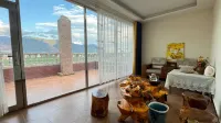 Eryuan Xiyue Chinese Inn Homestay - vue sur la montagne