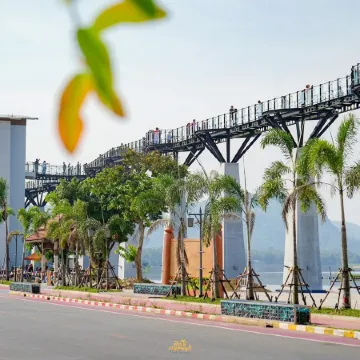 Baaninkan Homestay in kanchanaburi city Отели рядом с достопримечательностью «Школа Висадтагунгсри»