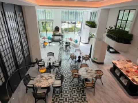 俊公館Jun.Hotel（建水紫陶街店） 建水酒店