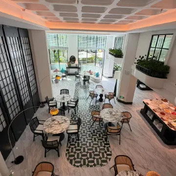 Jun Hotel (Jianshui Zitao Street) Отели в г. Цзяньшуй