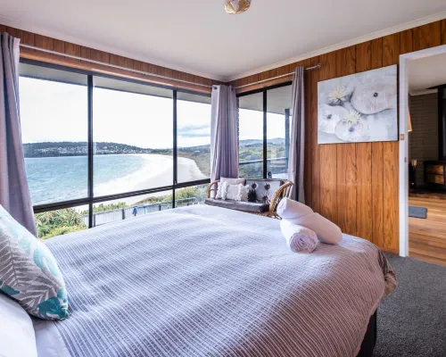 Stones Throw Hotels in Sorell
